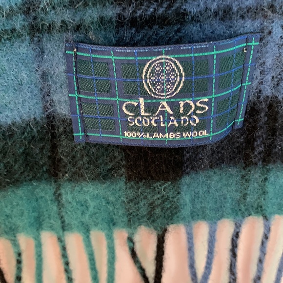 Clans Scotland 100% Lambswool Plaid Unisex Scarf Blue Green - Picture 5 of 5